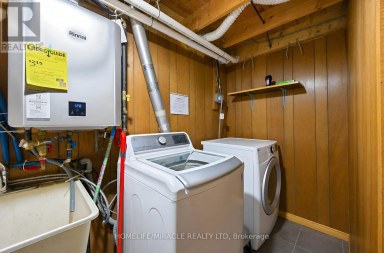 14 TINTON CRESCENT Toronto (West Humber-Clairville) Ontario photo 42