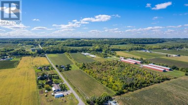 3811 KING STREET Lincoln (Beamsville) Ontario photo 16