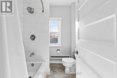 27 FRANCIS STREET Kawartha Lakes (Lindsay) Ontario photo 24