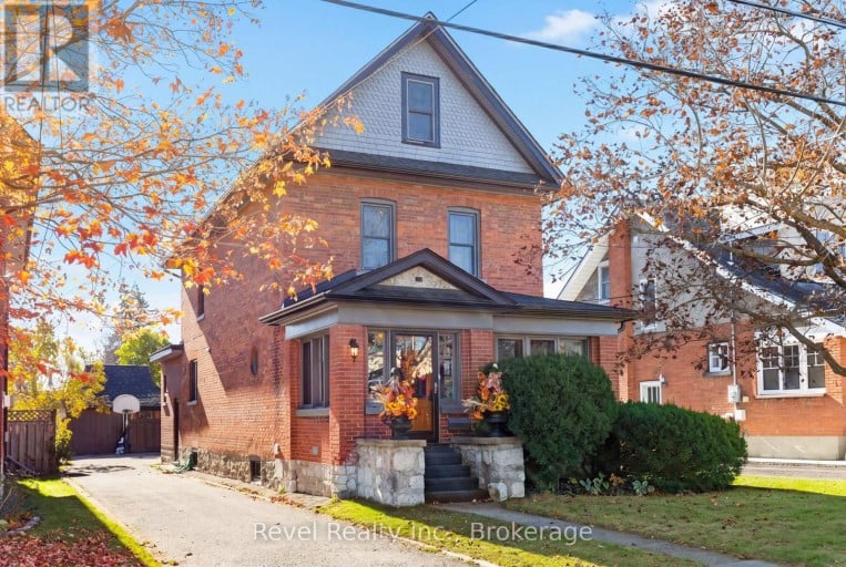 27 FRANCIS STREET, Kawartha Lakes (Lindsay), Ontario, K9V3R8