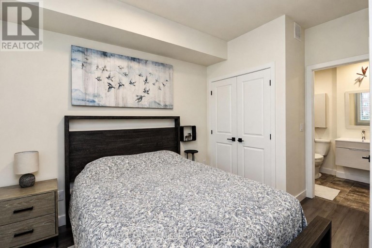 204 - 11 BECKWITH LANE, Blue Mountains, Ontario, L9Y0C7