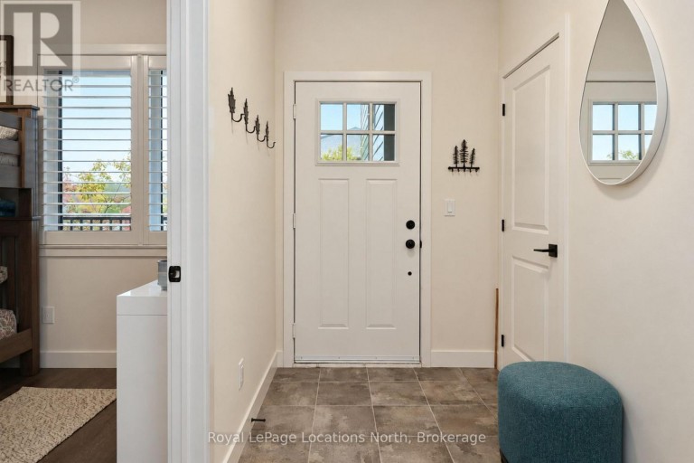204 - 11 BECKWITH LANE, Blue Mountains, Ontario, L9Y0C7