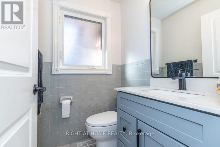 468 DEWITT ROAD, Hamilton (Stoney Creek), Ontario, L8E5A5