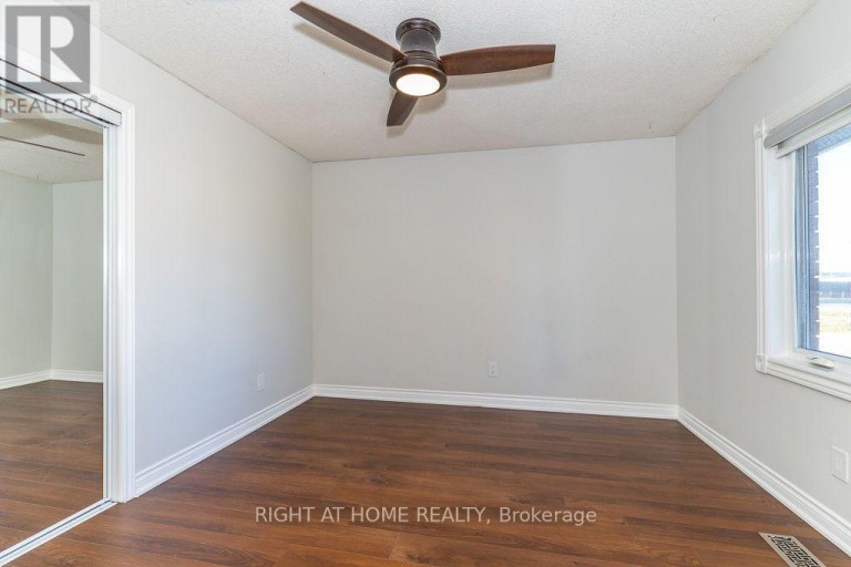 468 DEWITT ROAD, Hamilton (Stoney Creek), Ontario, L8E5A5