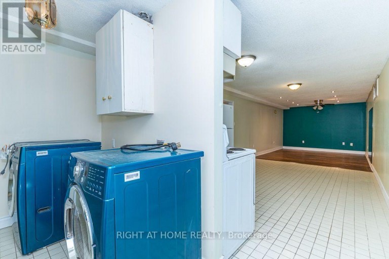 468 DEWITT ROAD, Hamilton (Stoney Creek), Ontario, L8E5A5
