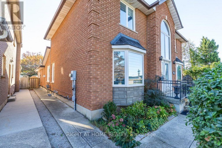 468 DEWITT ROAD, Hamilton (Stoney Creek), Ontario, L8E5A5