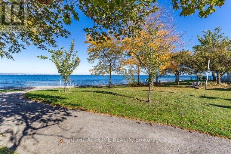 468 DEWITT ROAD, Hamilton (Stoney Creek), Ontario, L8E5A5