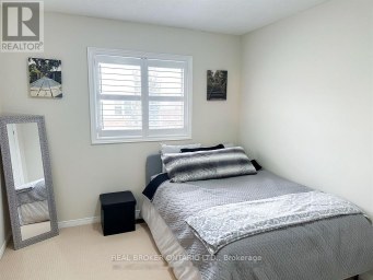 183 PENNY LANE Hamilton (Stoney Creek) Ontario photo 16