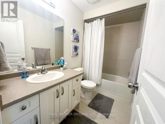 183 PENNY LANE Hamilton (Stoney Creek) Ontario photo 18