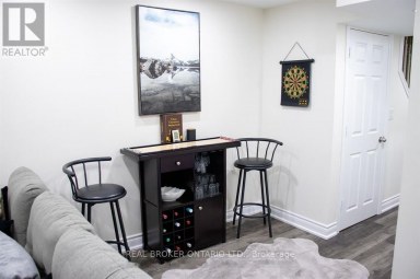 183 PENNY LANE Hamilton (Stoney Creek) Ontario photo 24