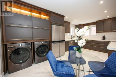 UPPER - 66 MOORE PARK AVENUE Toronto (Newtonbrook West) Ontario photo 16
