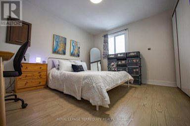 UPPER - 66 MOORE PARK AVENUE Toronto (Newtonbrook West) Ontario photo 44