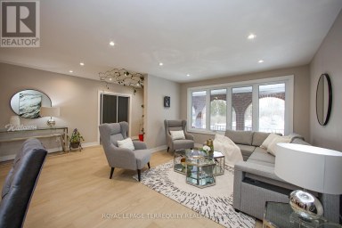 UPPER - 66 MOORE PARK AVENUE Toronto (Newtonbrook West) Ontario photo 8