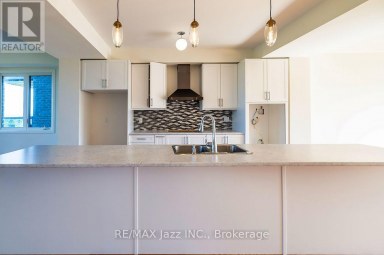 11 YACHT DRIVE Clarington (Bowmanville) Ontario photo 19
