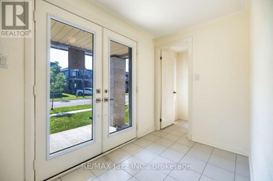 11 YACHT DRIVE Clarington (Bowmanville) Ontario photo 4