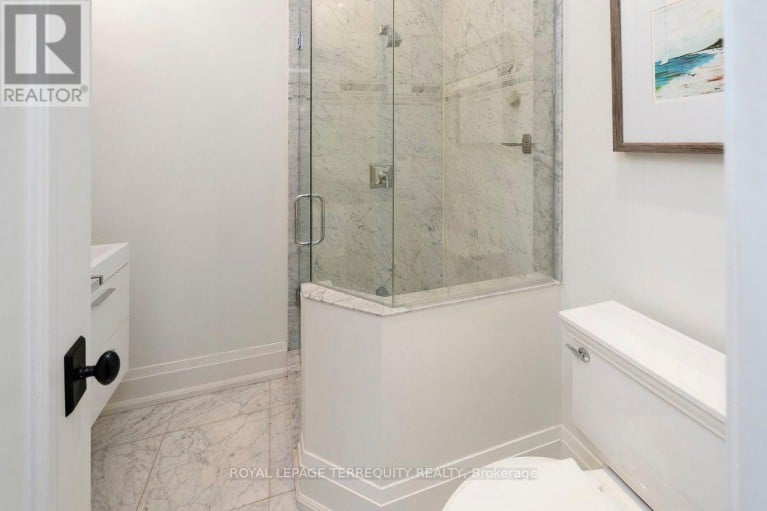 99 DUNEDIN DRIVE, Toronto (Kingsway South), Ontario, M8X2K8