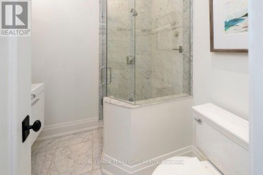 99 DUNEDIN DRIVE Toronto (Kingsway South) Ontario photo 24