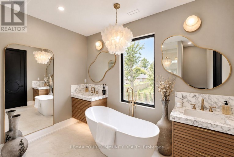 1415 REBECCA STREET, Oakville (WO West), Ontario, L6L1Z6