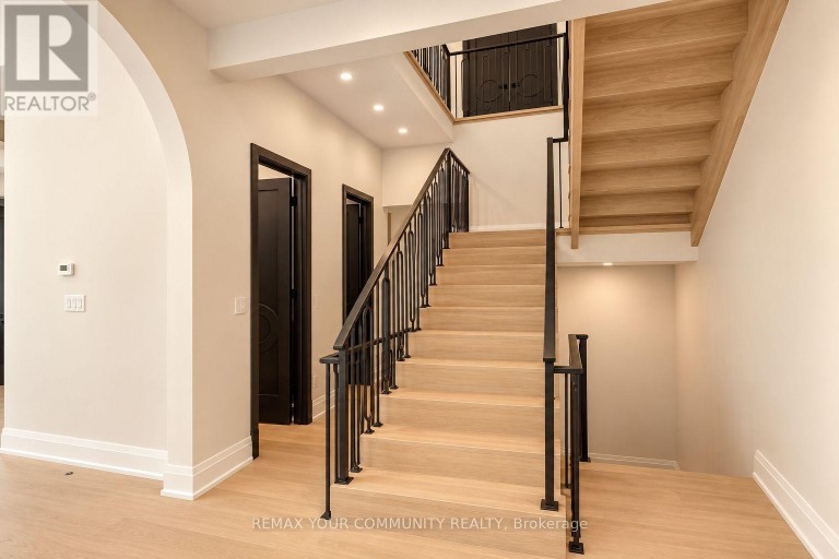 1415 REBECCA STREET, Oakville (WO West), Ontario, L6L1Z6