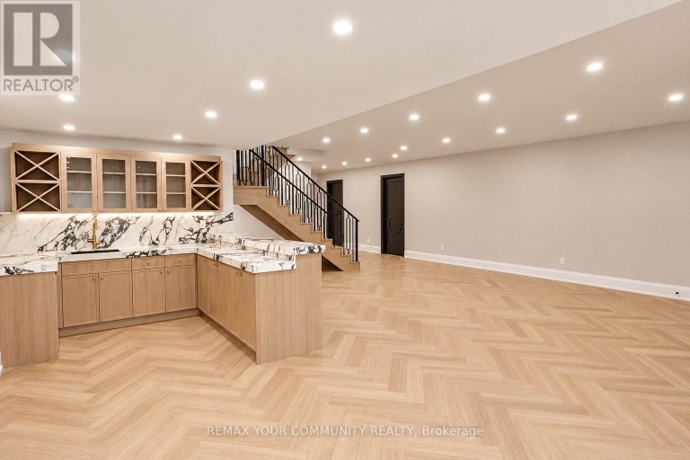 1415 REBECCA STREET, Oakville (WO West), Ontario, L6L1Z6