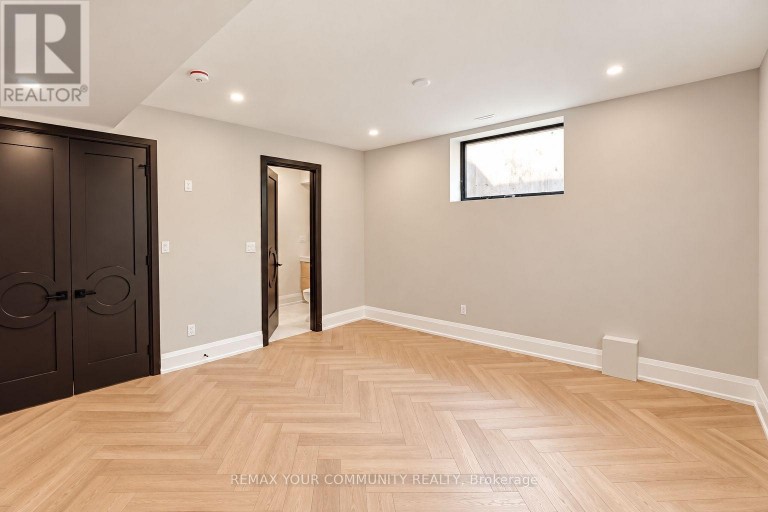1415 REBECCA STREET, Oakville (WO West), Ontario, L6L1Z6