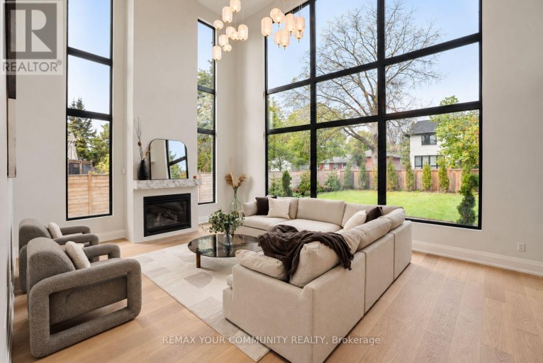 1415 REBECCA STREET, Oakville (WO West), Ontario, L6L1Z6