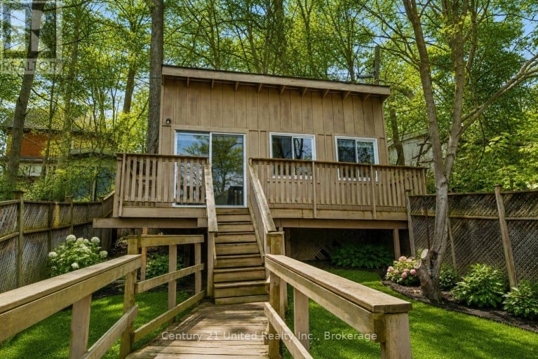 575 BETHUNE STREET, Peterborough (Town Ward 3), Ontario, K9H3Z7