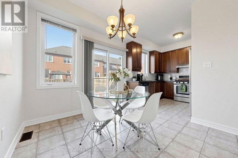 124 KENNETH HOBBS AVENUE, Whitby (Pringle Creek), Ontario, L1R0J3