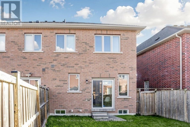124 KENNETH HOBBS AVENUE, Whitby (Pringle Creek), Ontario, L1R0J3