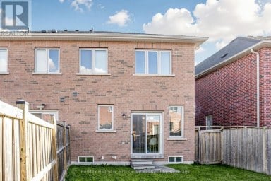 124 KENNETH HOBBS AVENUE Whitby (Pringle Creek) Ontario photo 43
