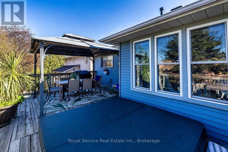 102 FOXHUNT TRAIL, Clarington (Courtice), Ontario, L1E1C9