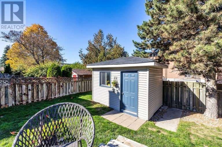 102 FOXHUNT TRAIL, Clarington (Courtice), Ontario, L1E1C9