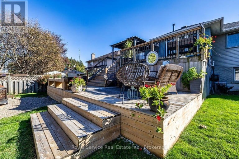 102 FOXHUNT TRAIL, Clarington (Courtice), Ontario, L1E1C9