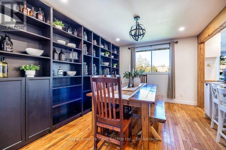 102 FOXHUNT TRAIL, Clarington (Courtice), Ontario, L1E1C9