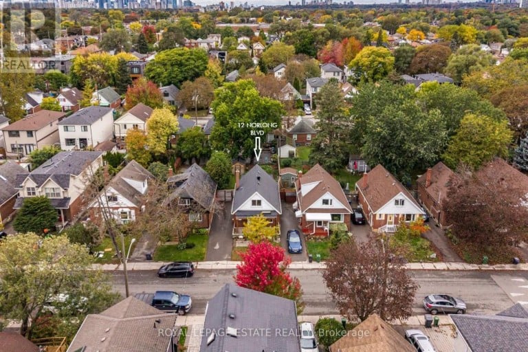 12 NORLONG BOULEVARD, Toronto (East York), Ontario, M4C3W6