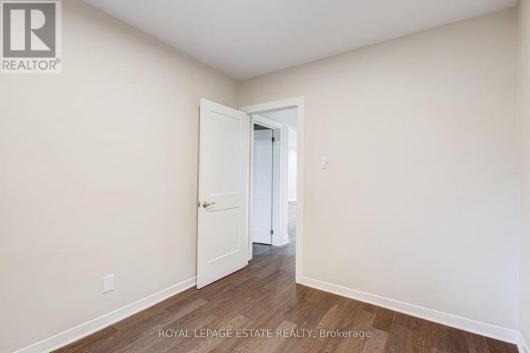 12 NORLONG BOULEVARD, Toronto (East York), Ontario, M4C3W6