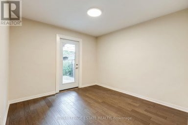 12 NORLONG BOULEVARD Toronto (East York) Ontario photo 17
