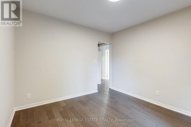 12 NORLONG BOULEVARD, Toronto (East York), Ontario, M4C3W6