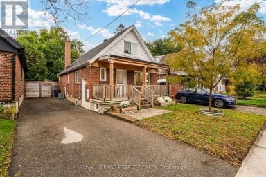 12 NORLONG BOULEVARD Toronto (East York) Ontario photo 2