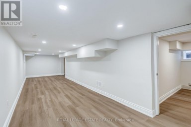 12 NORLONG BOULEVARD Toronto (East York) Ontario photo 31