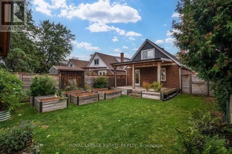 12 NORLONG BOULEVARD, Toronto (East York), Ontario, M4C3W6