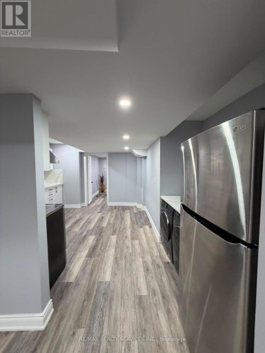 LOWER - 2 TONALITE ROAD, Brampton (Vales of Castlemore), Ontario, L6P0M3