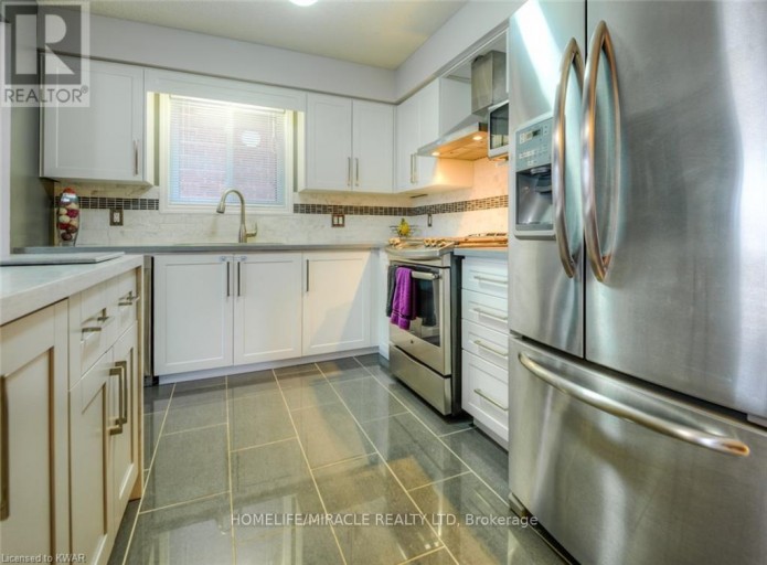 55 SEABROOK DRIVE, Kitchener, Ontario, N2R1Y1