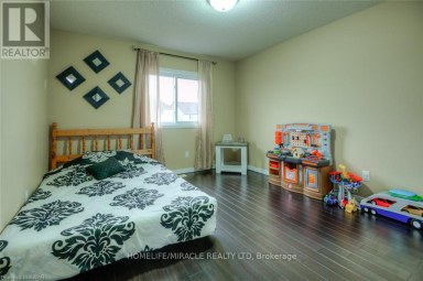 55 SEABROOK DRIVE Kitchener Ontario photo 8