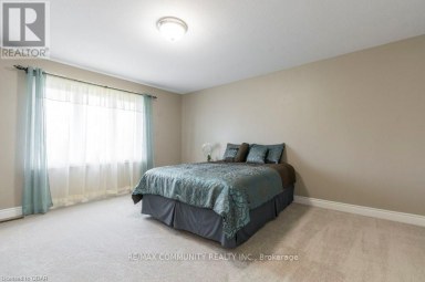 94 REDWOOD DRIVE Belleville (Thurlow Ward) Ontario photo 14