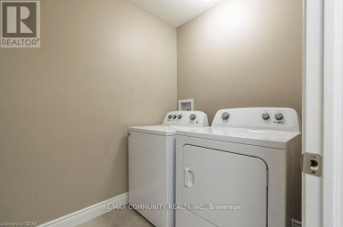 94 REDWOOD DRIVE Belleville (Thurlow Ward) Ontario photo 22