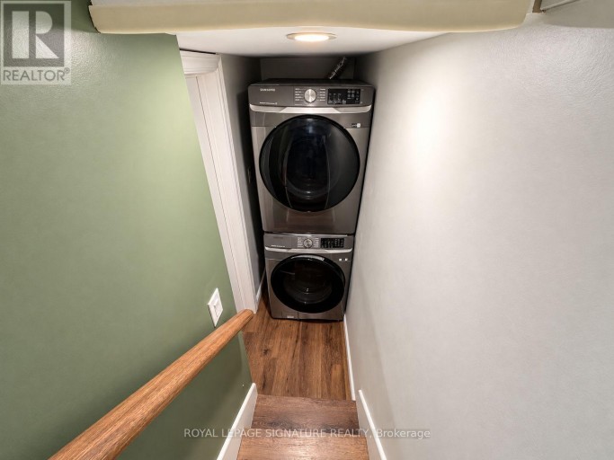 2 - 174 GAGE AVENUE, Hamilton (Crown Point), Ontario, L8L7A4
