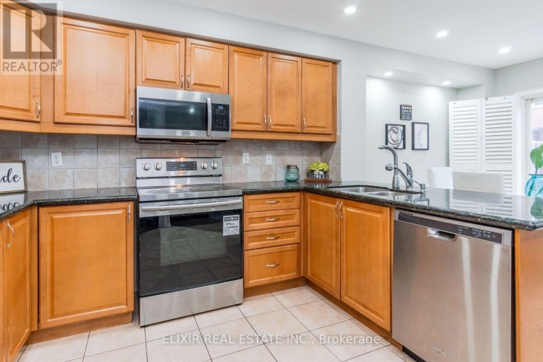 32 TRUMPET VALLEY BOULEVARD, Brampton (Fletcher's Meadow), Ontario, L7A3N8