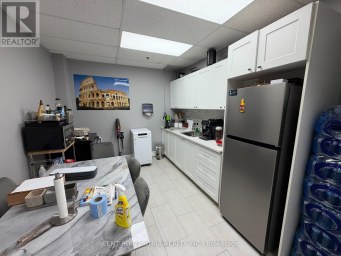 14 - 755 QUEENSWAY Mississauga (Dixie) Ontario photo 13