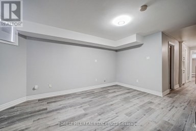 LOWER - 39A LIPPINCOTT STREET E Toronto (Weston) Ontario photo 6